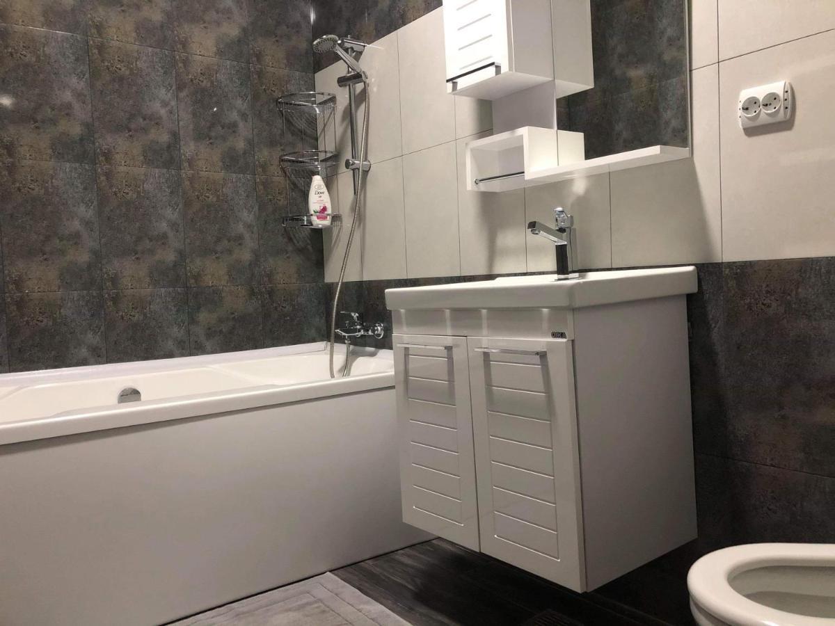 Apartament David Apartment Navodari Bagian luar foto