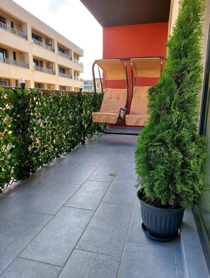 Apartament David Apartment Navodari Bagian luar foto