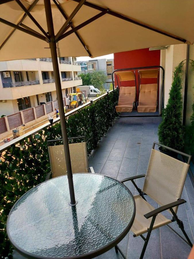 Apartament David Apartment Navodari Bagian luar foto