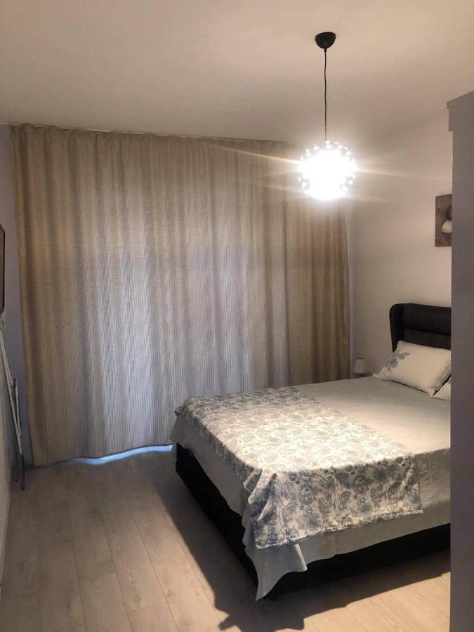 Apartament David Apartment Navodari Bagian luar foto
